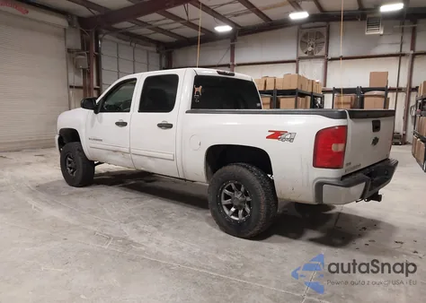 2011 Chevrolet Silverado 1500 Lt z USA, uszkodzony, nr VIN 3GCPKSE31BG134697